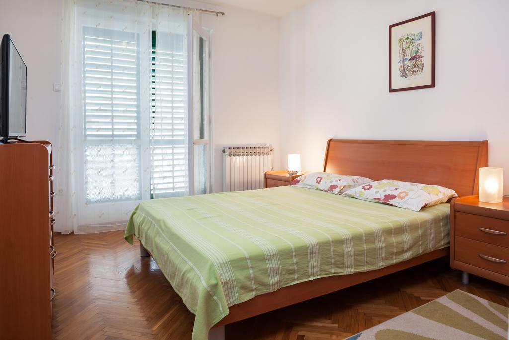 Apartment Nevia Makarska Oda fotoğraf